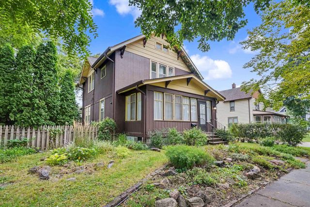 1117 State Street, Cedar Falls, IA 50613