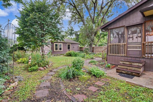 1117 State Street, Cedar Falls, IA 50613
