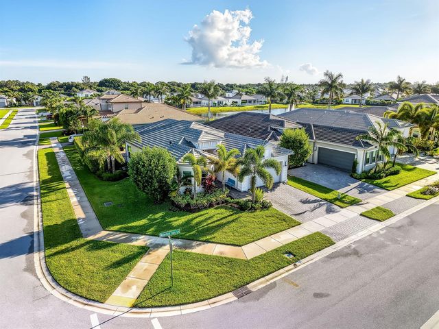 7887 Waterford Isles Lane, Delray Beach, FL 33446