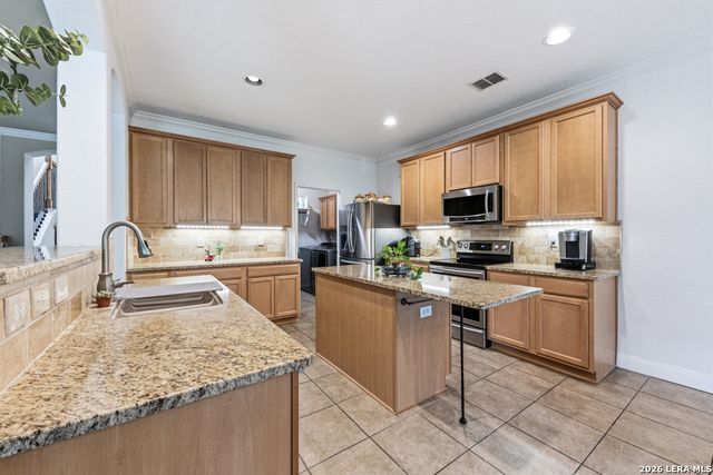 10911 FOX GLOVE FLD, Helotes, TX 78023