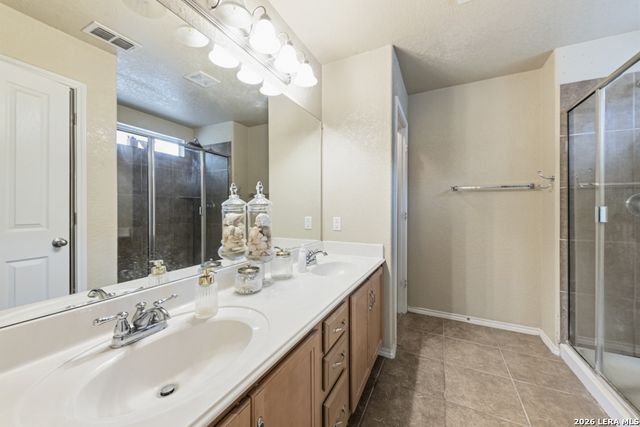 10911 FOX GLOVE FLD, Helotes, TX 78023