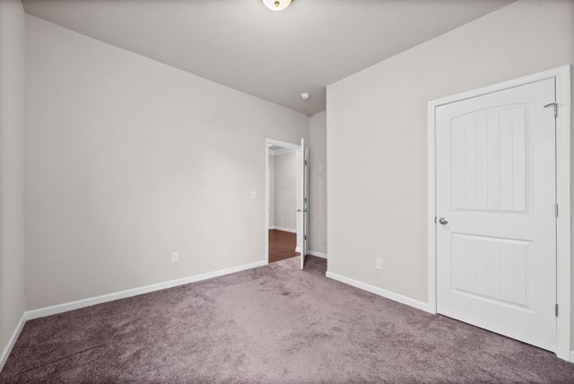 3722 Pelham Wood Dr, Murfreesboro, TN 37128