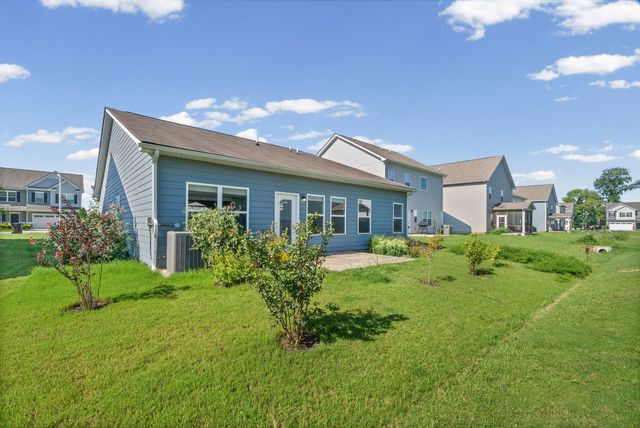 3722 Pelham Wood Dr, Murfreesboro, TN 37128