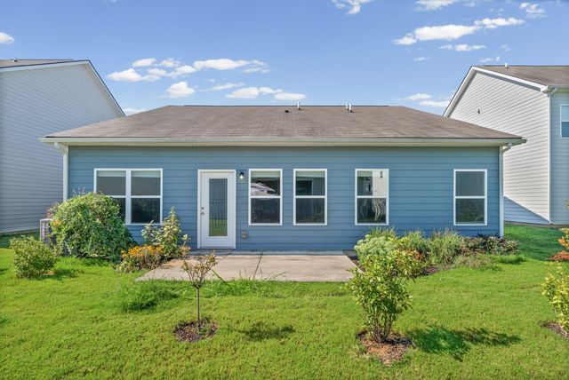 3722 Pelham Wood Dr, Murfreesboro, TN 37128