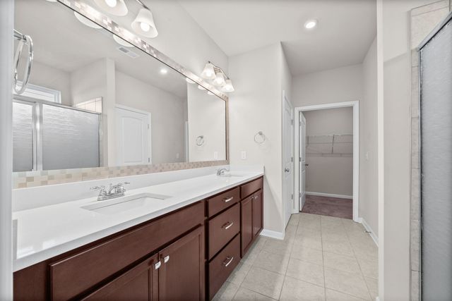 3722 Pelham Wood Dr, Murfreesboro, TN 37128