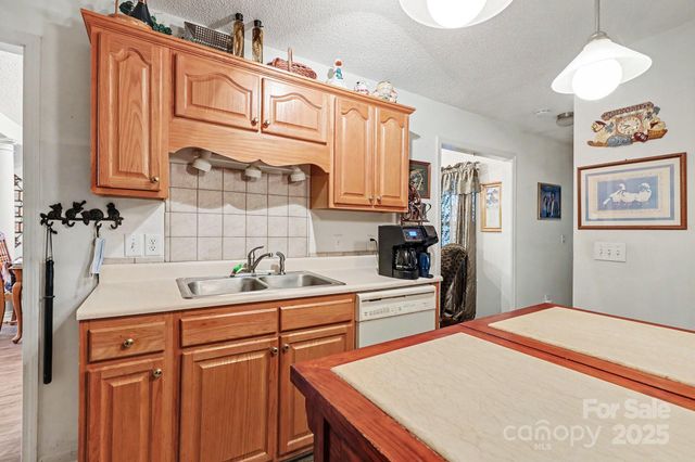 185 Fairfield Lane, Salisbury, NC 28146