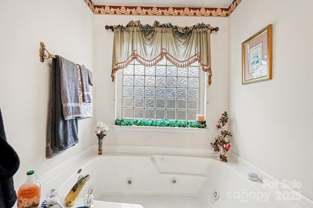 185 Fairfield Lane, Salisbury, NC 28146