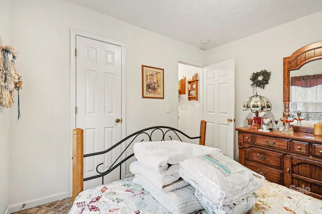 185 Fairfield Lane, Salisbury, NC 28146