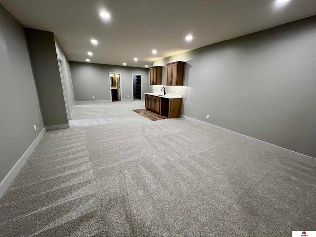9435 Breashears Street, Lincoln, NE 68516