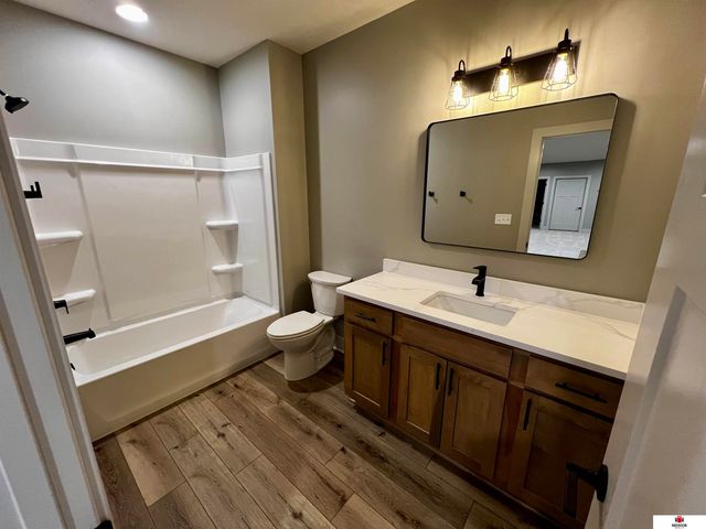 9435 Breashears Street, Lincoln, NE 68516