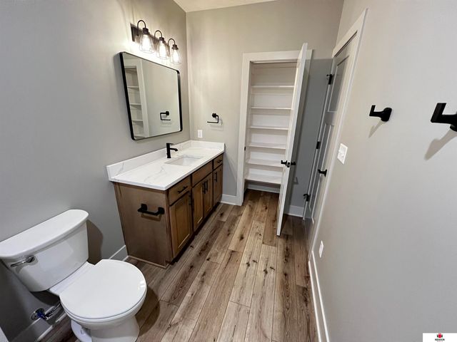 9435 Breashears Street, Lincoln, NE 68516