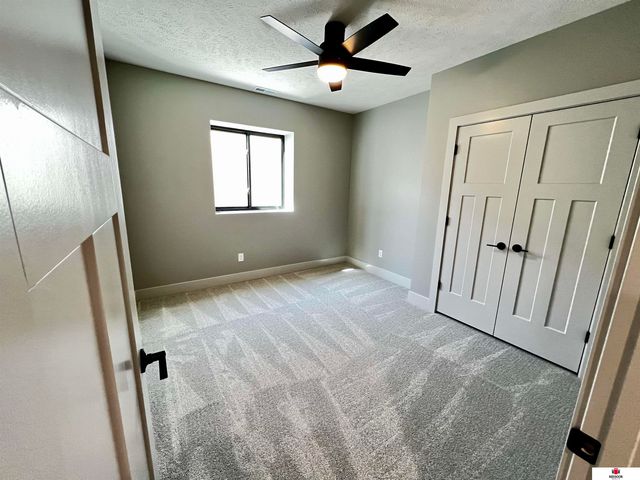 9435 Breashears Street, Lincoln, NE 68516