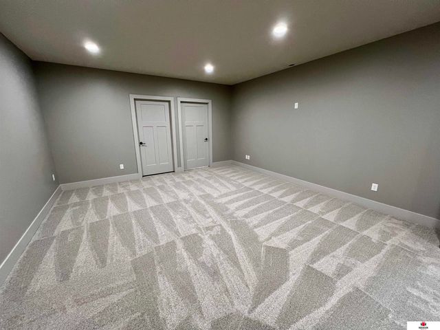 9435 Breashears Street, Lincoln, NE 68516