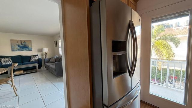 550 Broad AVE S 550, Naples, FL 34102