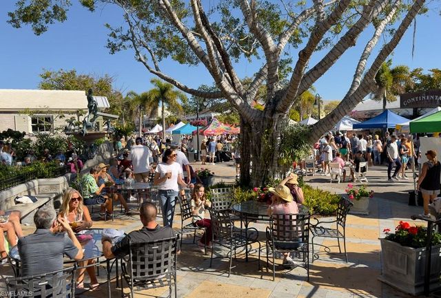 550 Broad AVE S 550, Naples, FL 34102