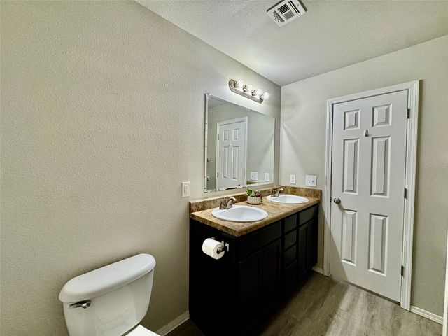 7309 S Gardenia Avenue, Broken Arrow, OK 74011