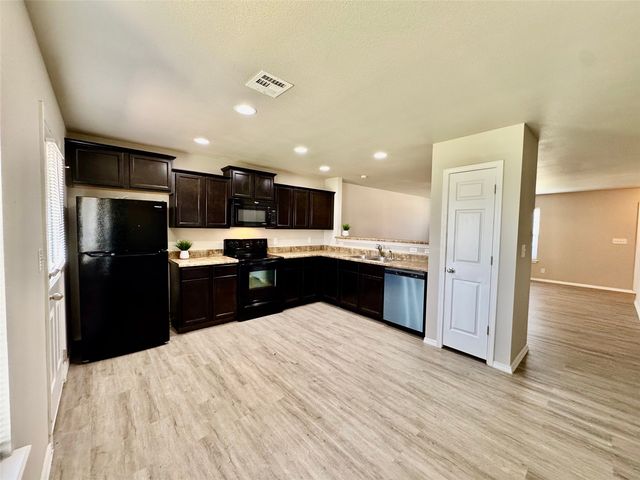 7309 S Gardenia Avenue, Broken Arrow, OK 74011