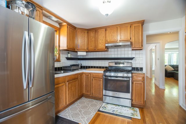 3754 N Nottingham Avenue, Chicago, IL 60634