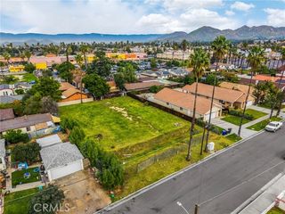 1871 10th, Riverside, CA 92507