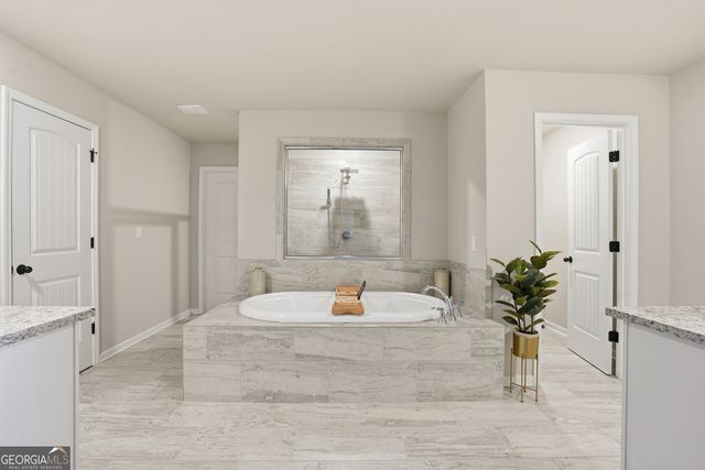 912 Mystic Way, Hampton, GA 30228