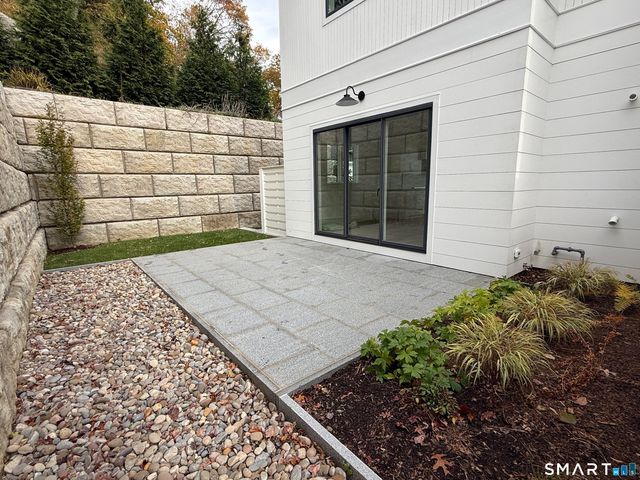 783 Post Road East 204, Westport, CT 06880