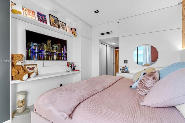 20281 E Country Club Dr TW7, Aventura, FL 33180