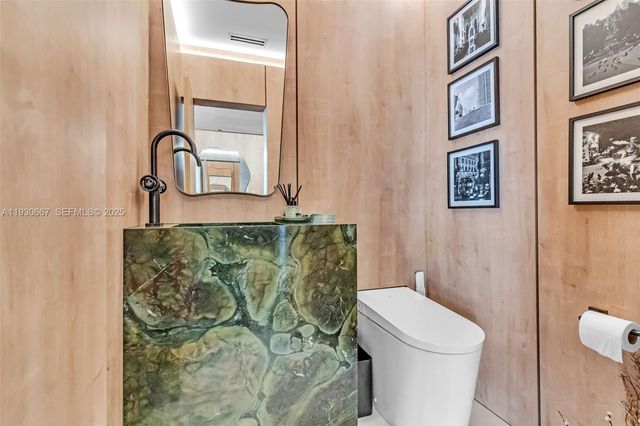 20281 E Country Club Dr TW7, Aventura, FL 33180