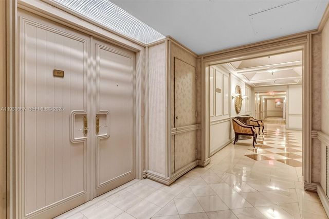 20281 E Country Club Dr TW7, Aventura, FL 33180