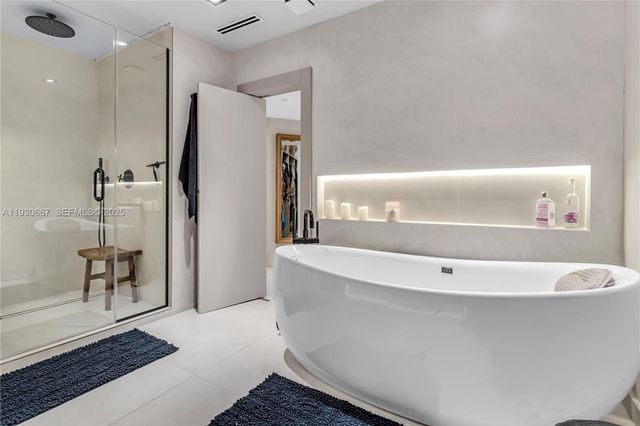 20281 E Country Club Dr TW7, Aventura, FL 33180