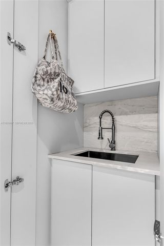 20281 E Country Club Dr TW7, Aventura, FL 33180