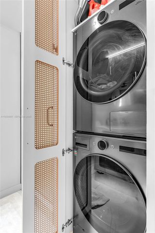 20281 E Country Club Dr TW7, Aventura, FL 33180