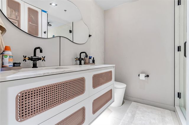 20281 E Country Club Dr TW7, Aventura, FL 33180