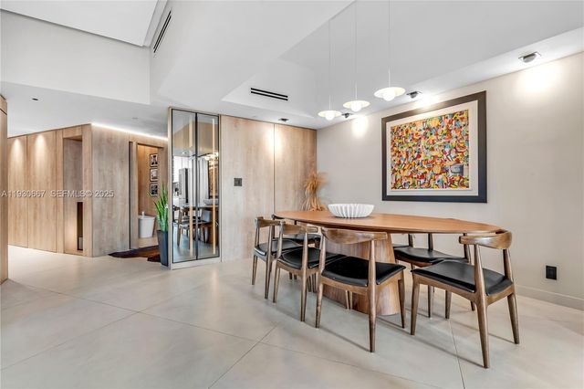 20281 E Country Club Dr TW7, Aventura, FL 33180