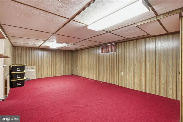 48 HIGHLAND DR, Lancaster, PA 17602