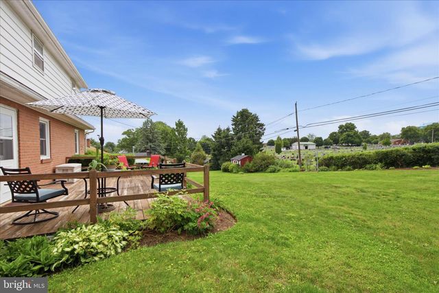48 HIGHLAND DR, Lancaster, PA 17602
