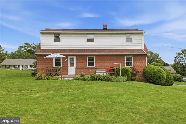 48 HIGHLAND DR, Lancaster, PA 17602