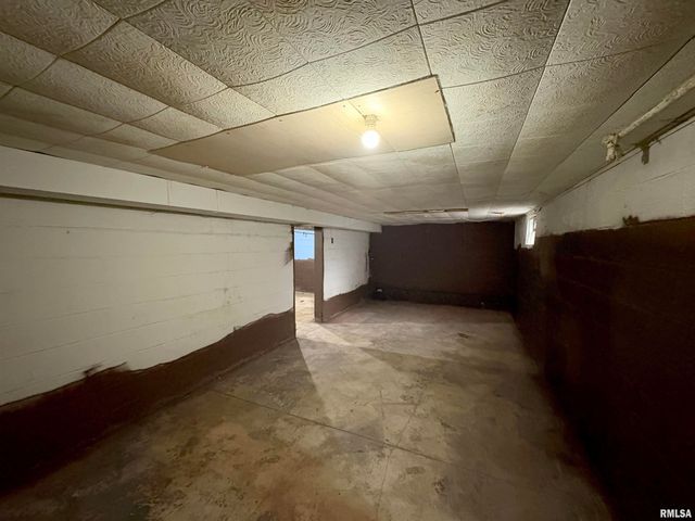 1815 N SHERIDAN Road, Peoria, IL 61604