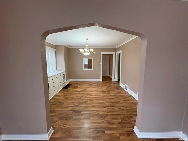 1815 N SHERIDAN Road, Peoria, IL 61604