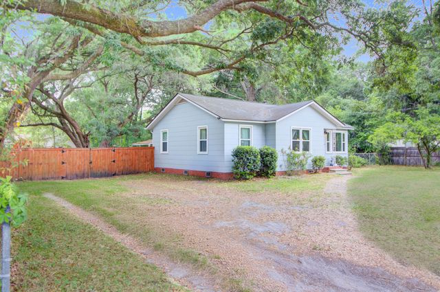 1012 Summerall Road, Johns Island, SC 29455