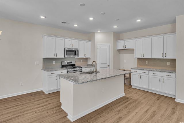 639 Millbrook Way, Loris, SC 29569