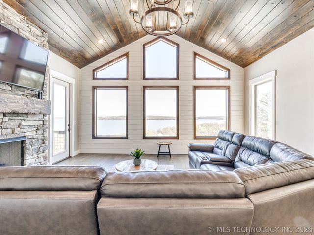 119944 S 4201 Road, Eufaula, OK 74432