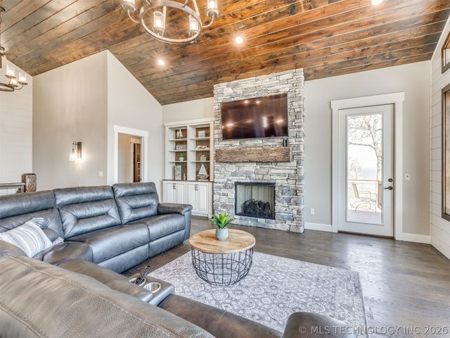 119944 S 4201 Road, Eufaula, OK 74432