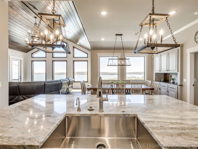 119944 S 4201 Road, Eufaula, OK 74432