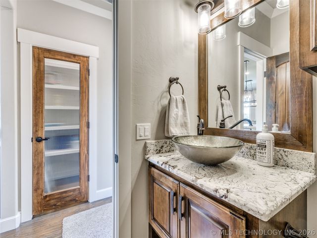 119944 S 4201 Road, Eufaula, OK 74432