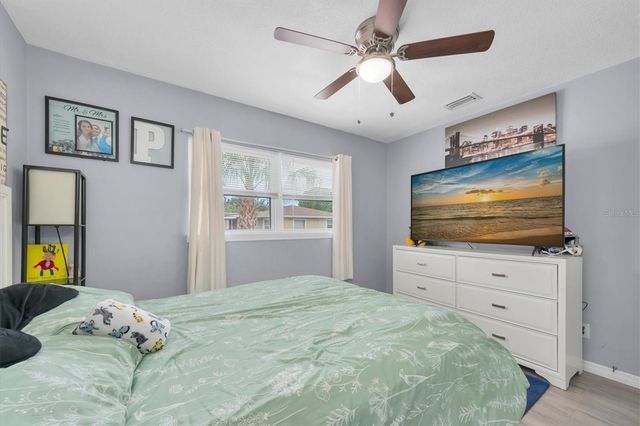 1930 29TH STREET, Sarasota, FL 34234