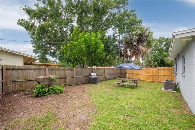 1930 29TH STREET, Sarasota, FL 34234