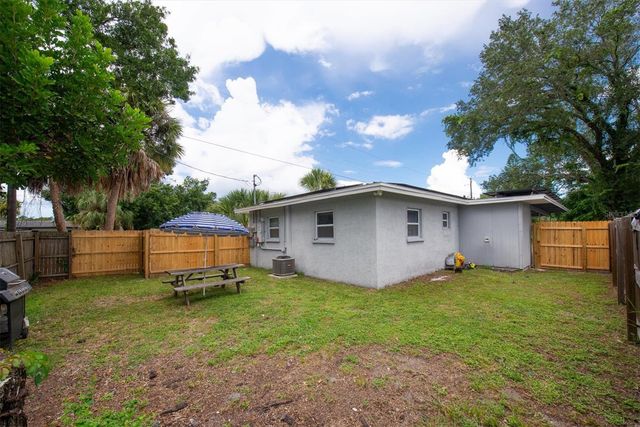 1930 29TH STREET, Sarasota, FL 34234