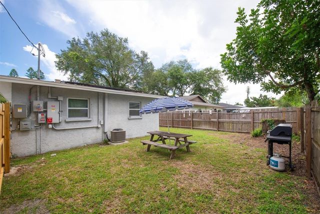 1930 29TH STREET, Sarasota, FL 34234