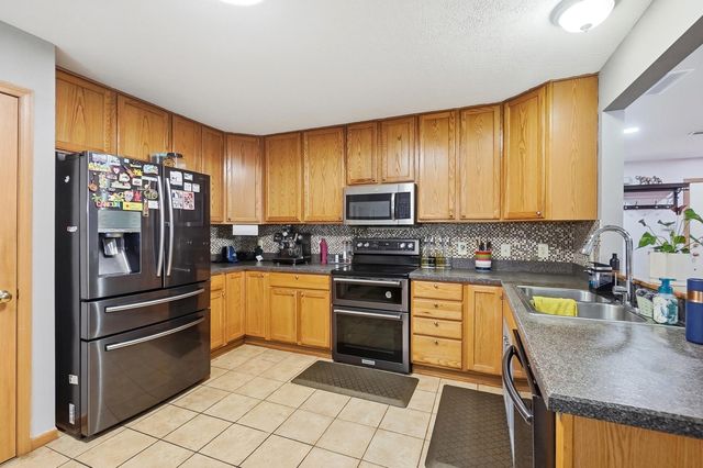 2389 Maple Hedge Way, Columbus, OH 43219