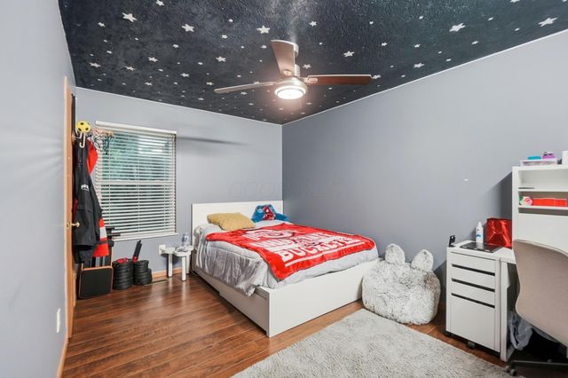 2389 Maple Hedge Way, Columbus, OH 43219